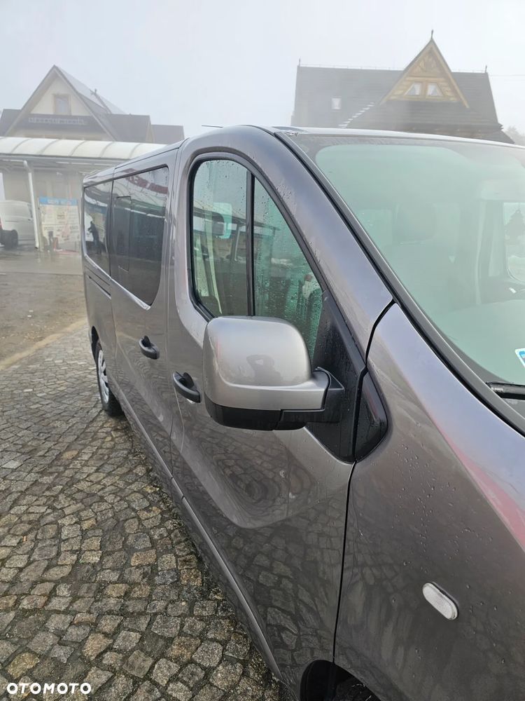 Opel Vivaro L2H1 2,9t Elegance Business - 4