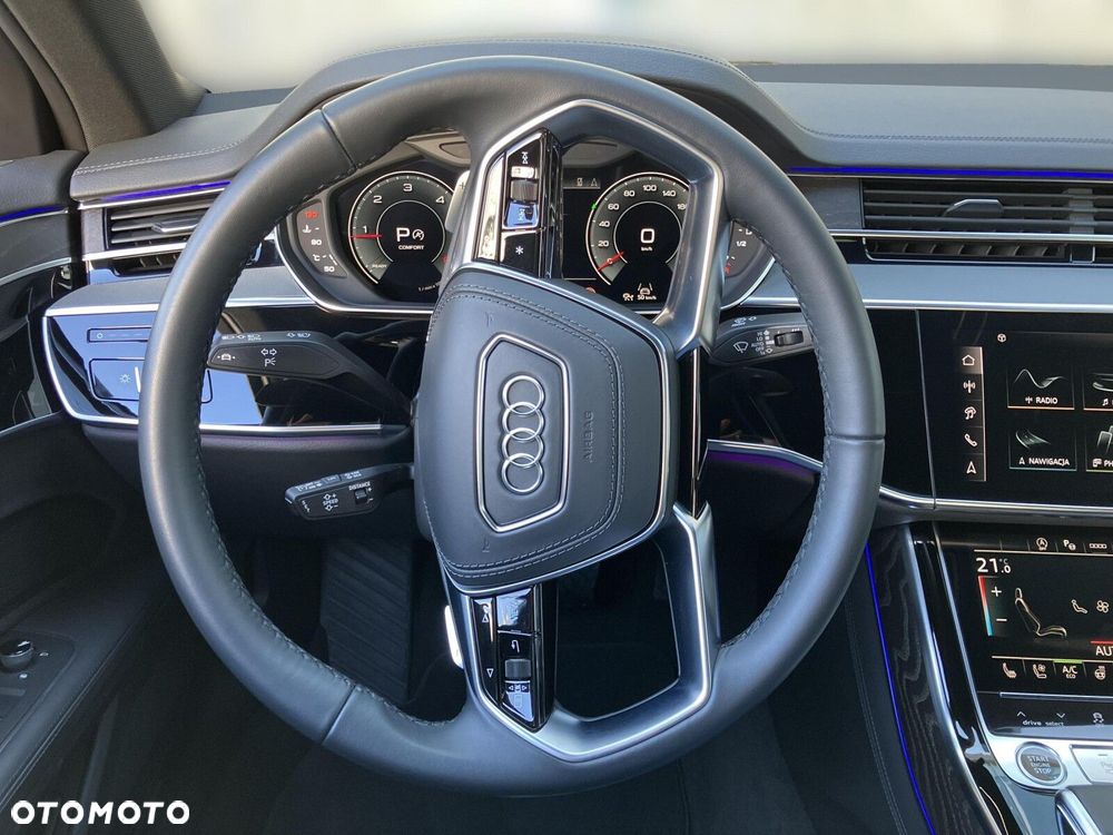 Audi A8 - 12