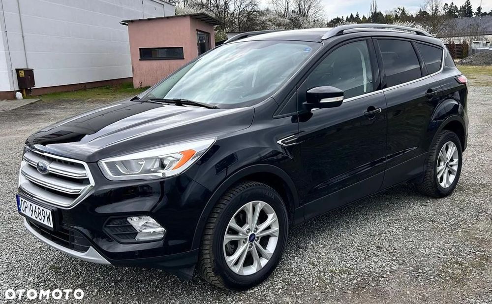 Ford Kuga 1.5 EcoBoost 2x4 ST-Line - 3