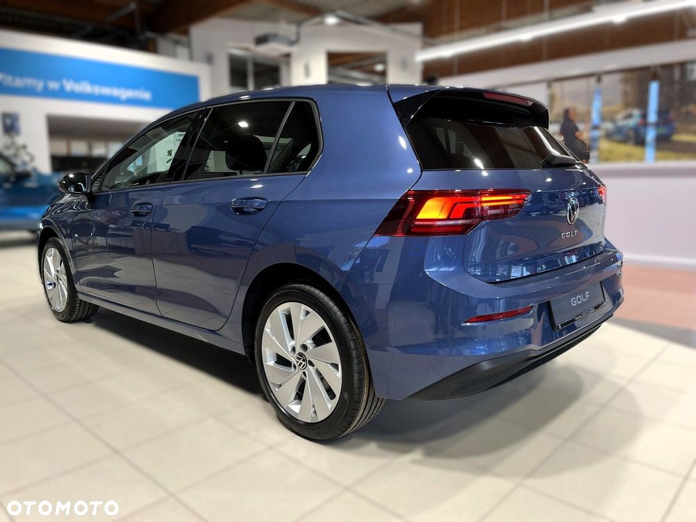 Volkswagen Golf - 37