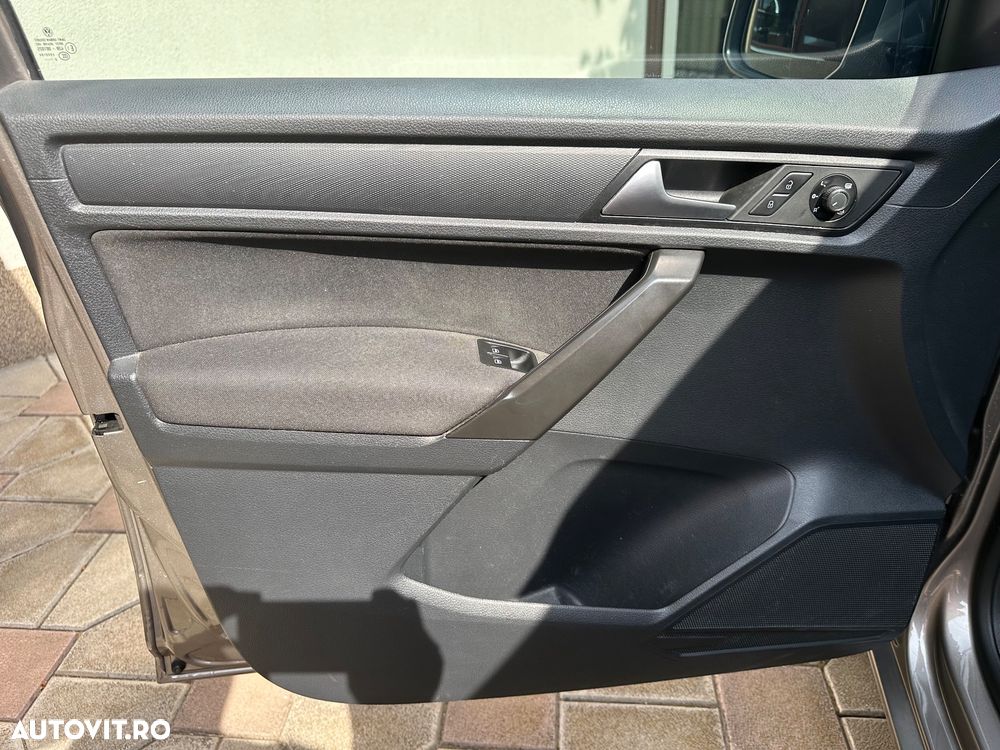 Volkswagen Caddy DSG - 12