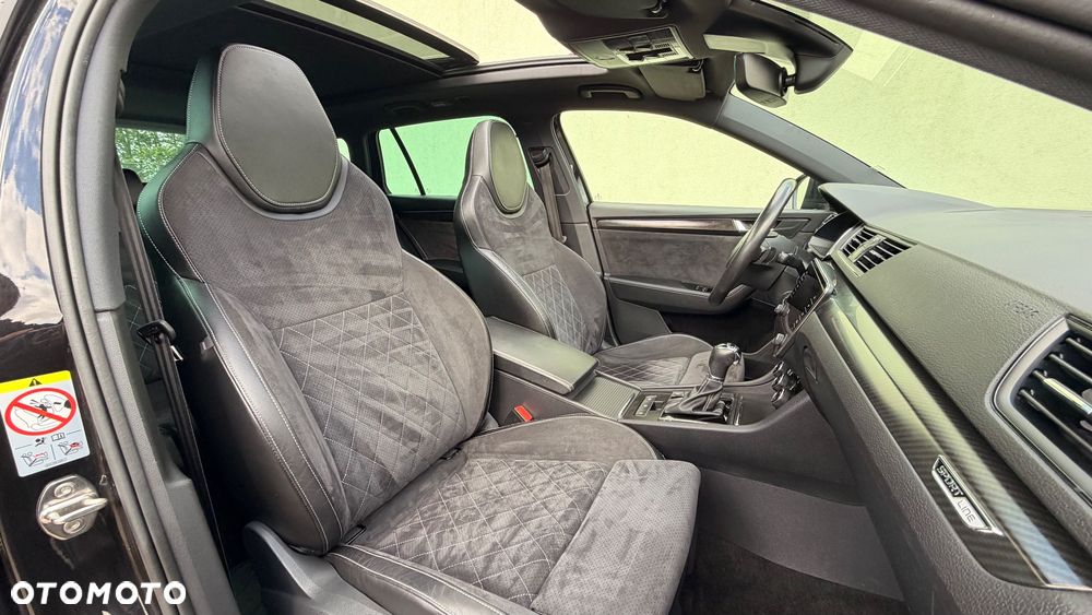Skoda Superb 2.0 TDI DSG Sportline - 31