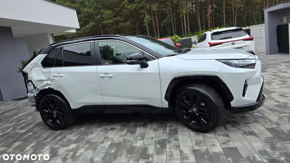 Toyota RAV4 - 15