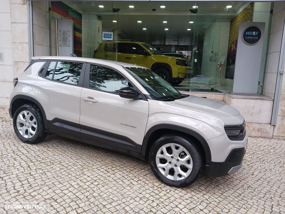 Jeep Avenger 1.2 GSE T3 Altitude - 4