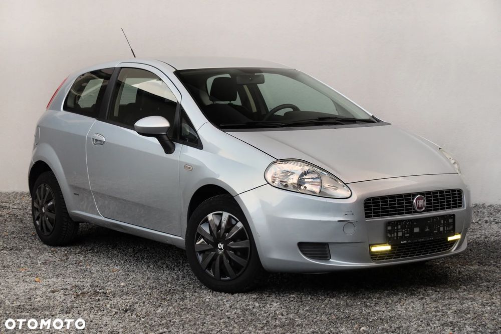 Fiat Punto 1.4 16V Dynamic - 2