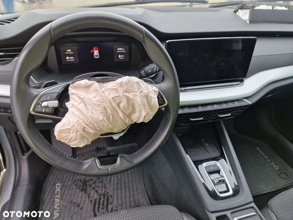 Skoda Octavia 2.0 TDI DSG Selection - 13