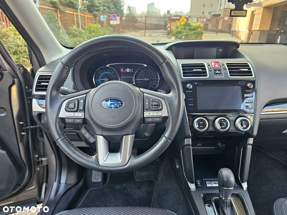 Subaru Forester 2.0 i Exclusive Lineartronic - 16