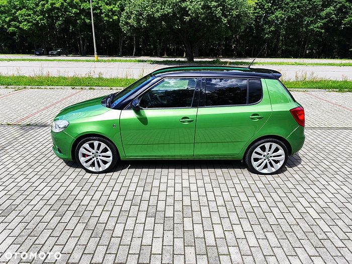 Skoda Fabia 1.4 TSI DSG RS - 5