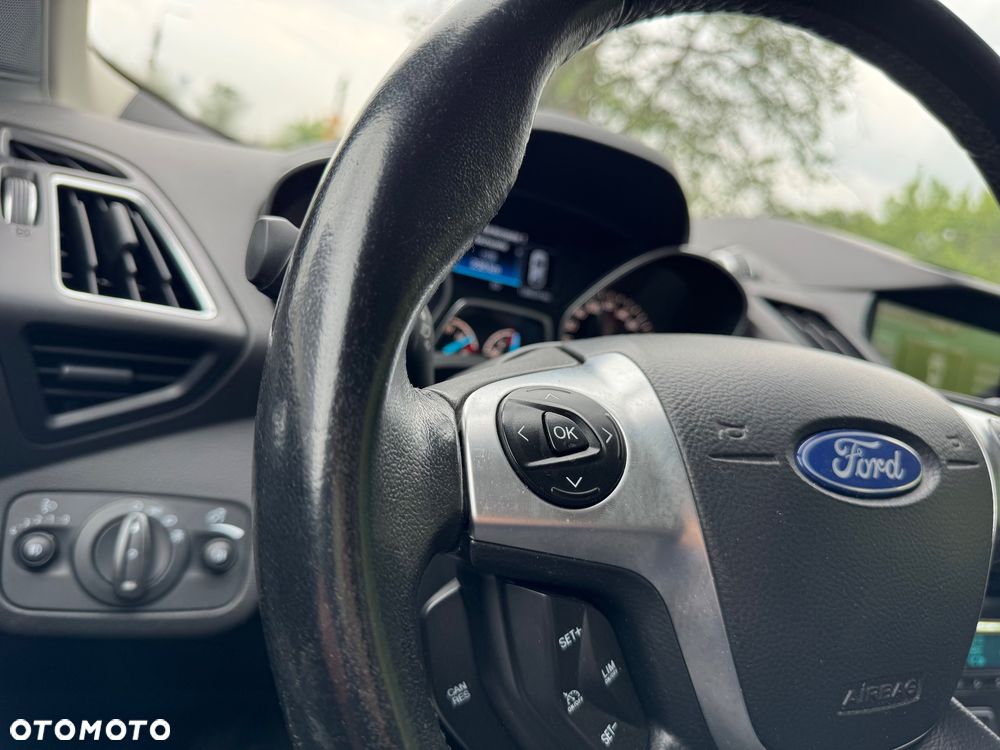 Ford Kuga 1.5 EcoBoost 2x4 Cool & Connect - 21