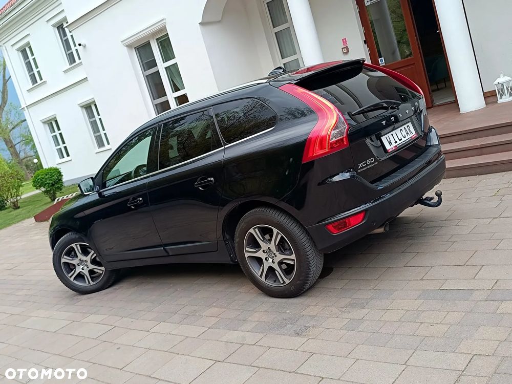 Volvo XC 60 D4 Geartronic Momentum - 12
