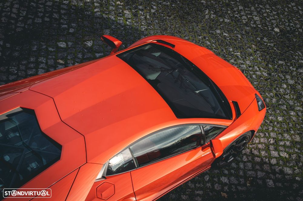 Lamborghini Aventador 6.5 V12 LP700-4 - 13