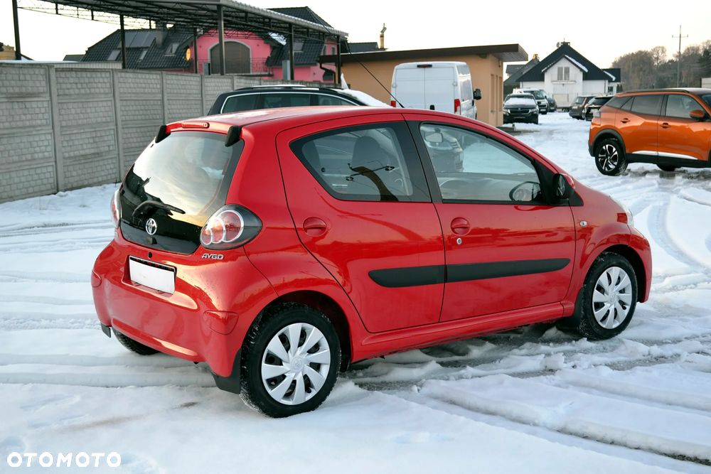 Toyota Aygo - 8