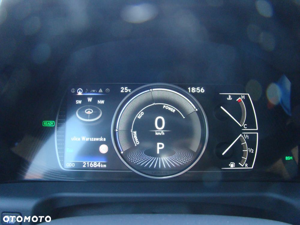 Lexus ES 300h Prestige - 12