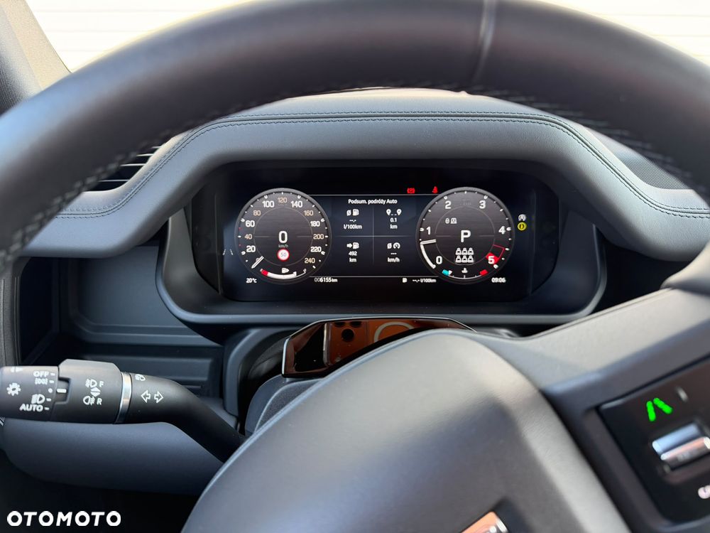 Land Rover Defender - 19