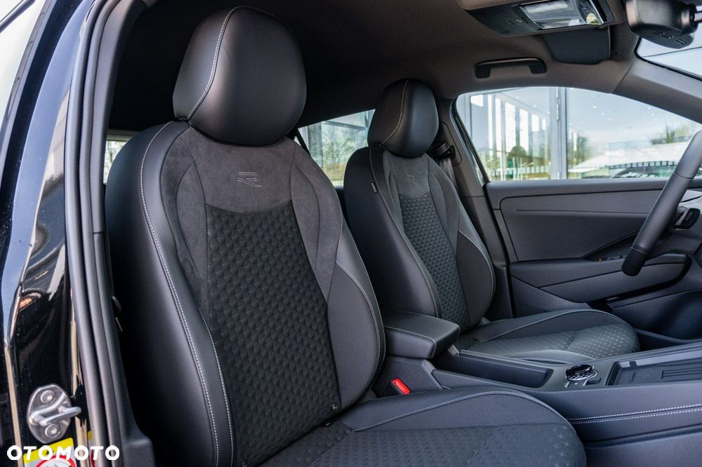 Volkswagen T-Roc - 26