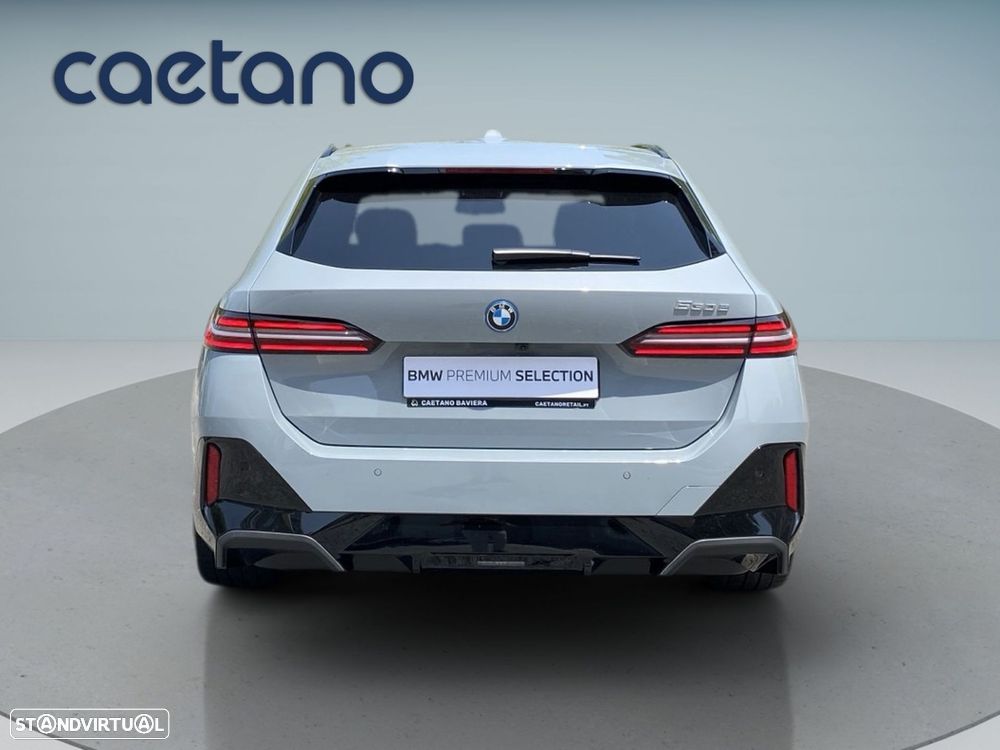 BMW 530 e Pack Desportivo M - 24