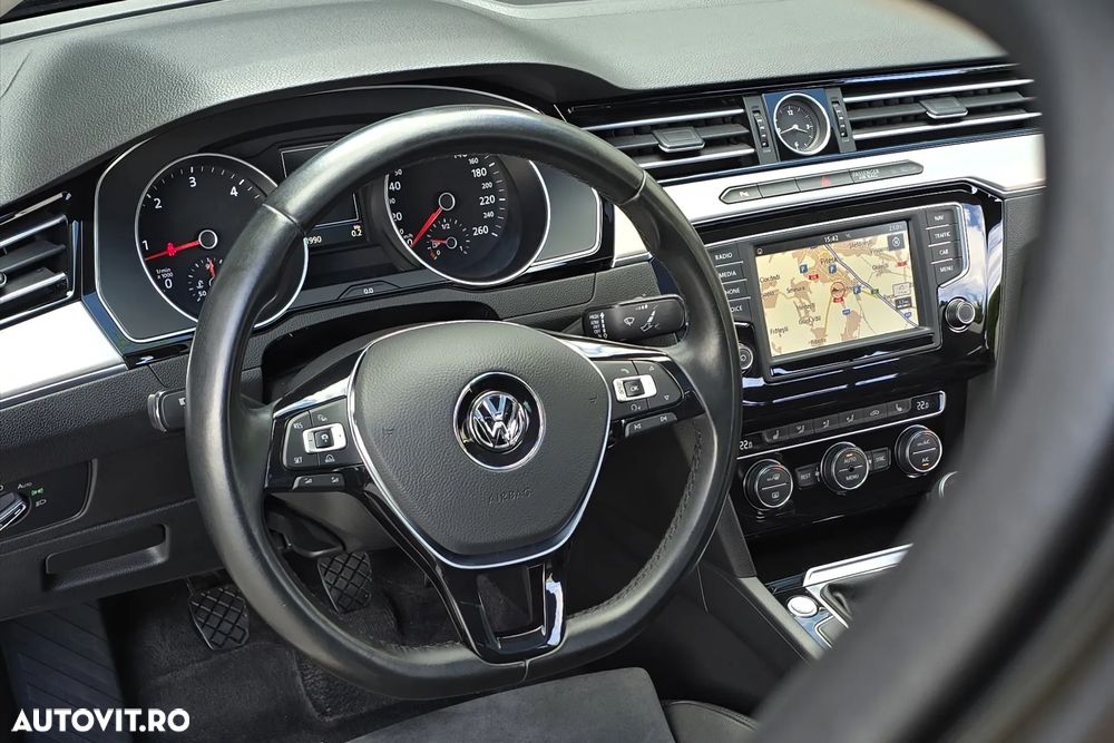 Volkswagen Passat 2.0 TDI SCR Highline - 7