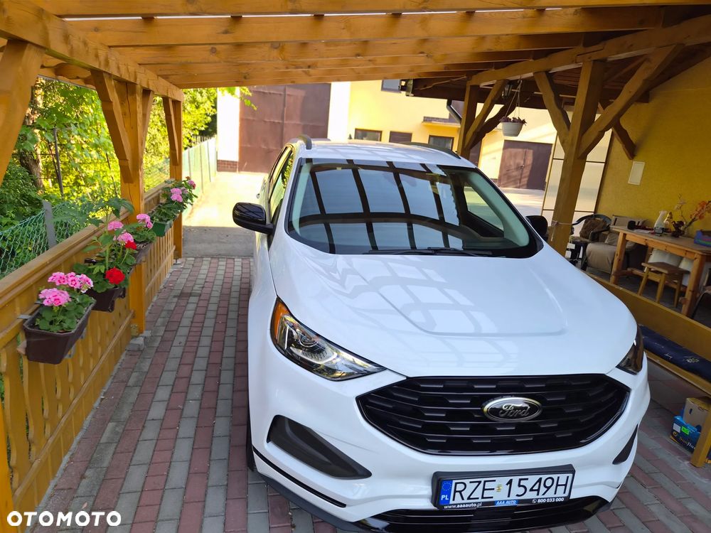 Ford Edge - 13