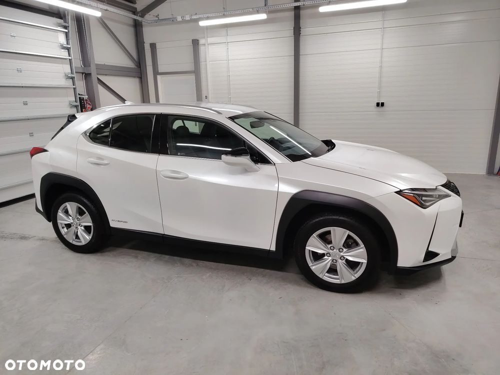 Lexus UX 250h Elegance 2WD - 15