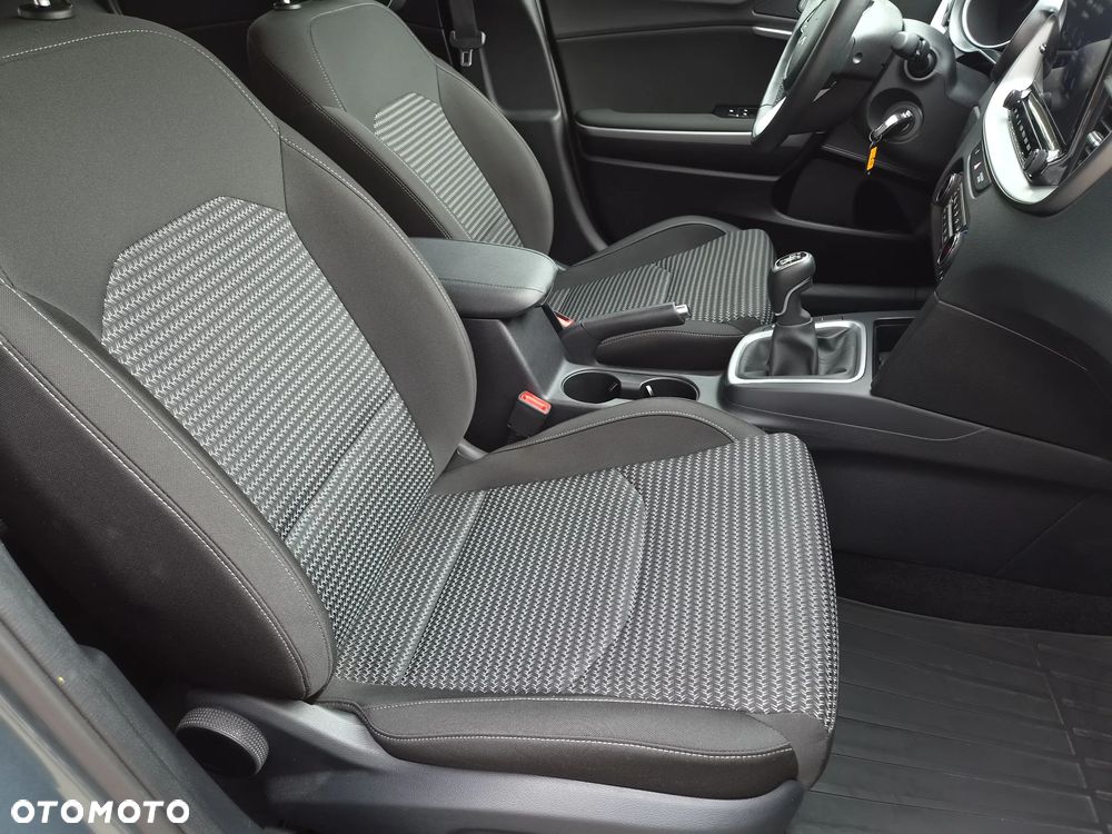 Kia XCeed 1.5 T-GDI M - 26