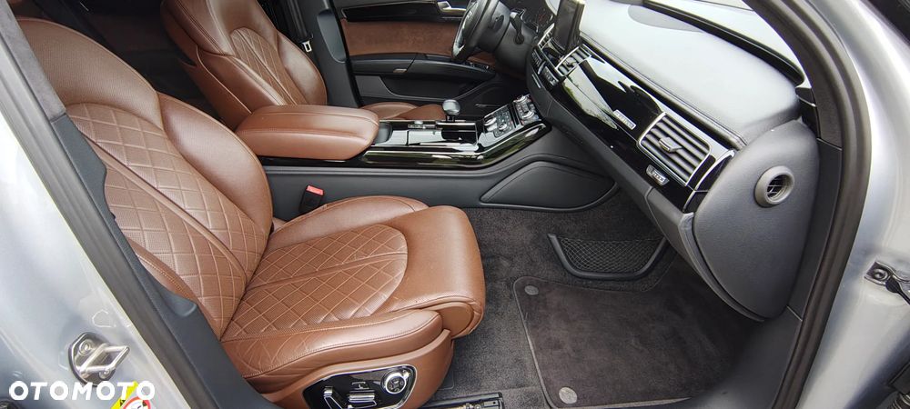 Audi A8 3.0 TDI DPF clean quattro tiptronic - 26
