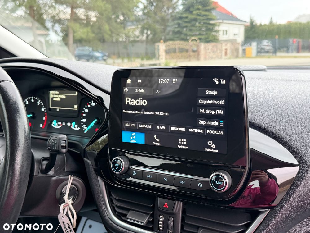 Ford Fiesta 1.0 EcoBoost S&S TITANIUM - 29