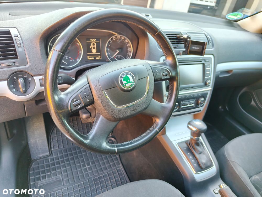 Skoda Octavia - 7