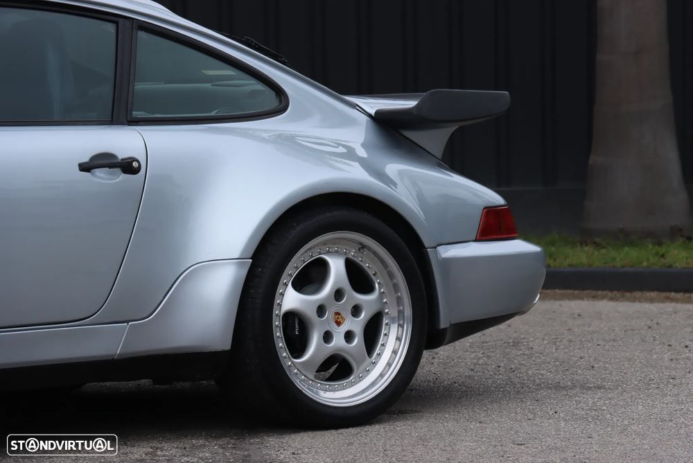 Porsche 911 (964) Coupé 3.3 Turbo II - 4