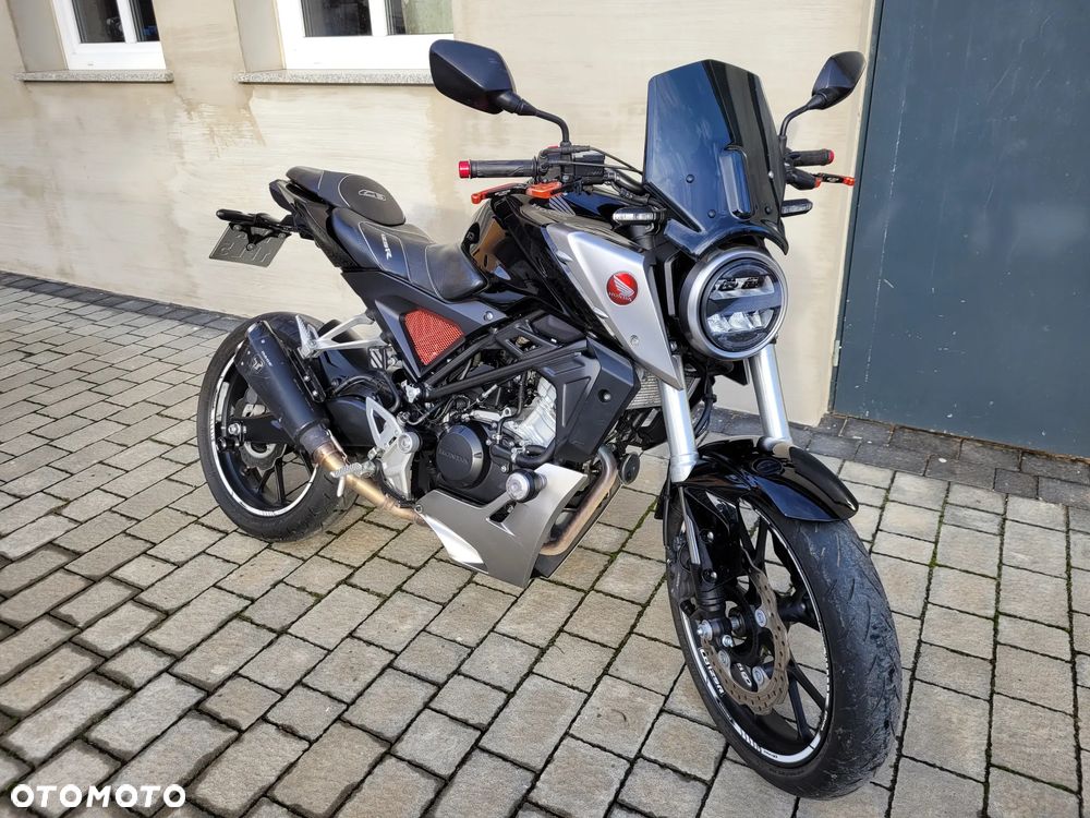 Honda CB - 3