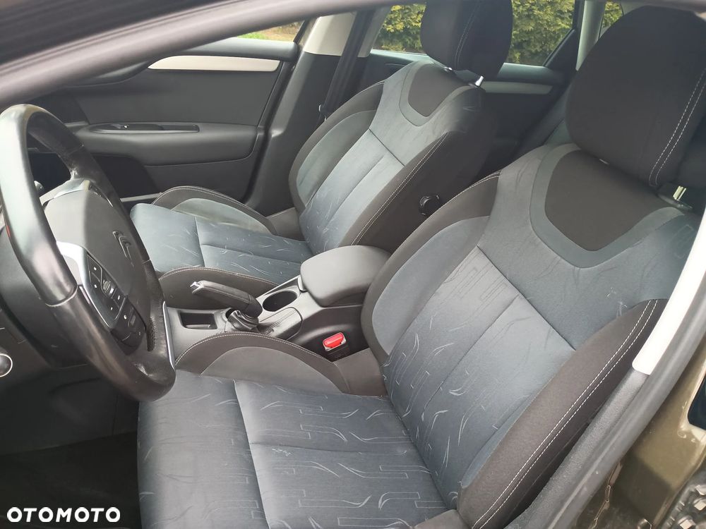 Citroën C4 VTi 120 Selection - 31