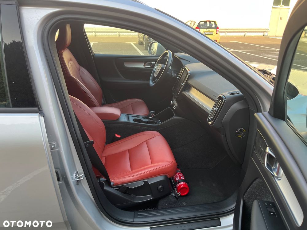 Volvo XC 40 D3 Momentum Pro - 12