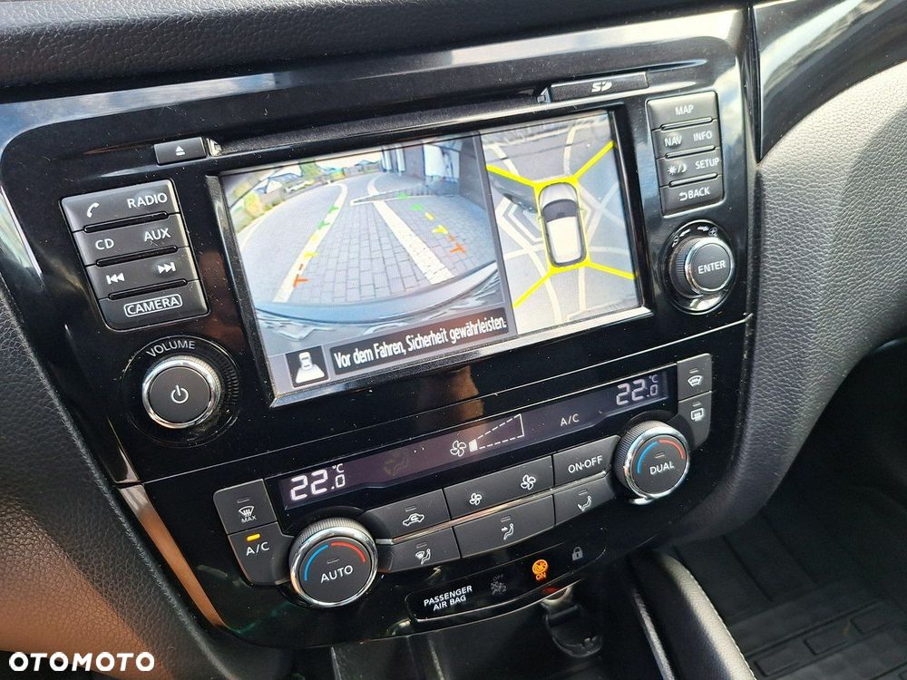 Nissan Qashqai 1.6 DIG-T N-Connecta - 12