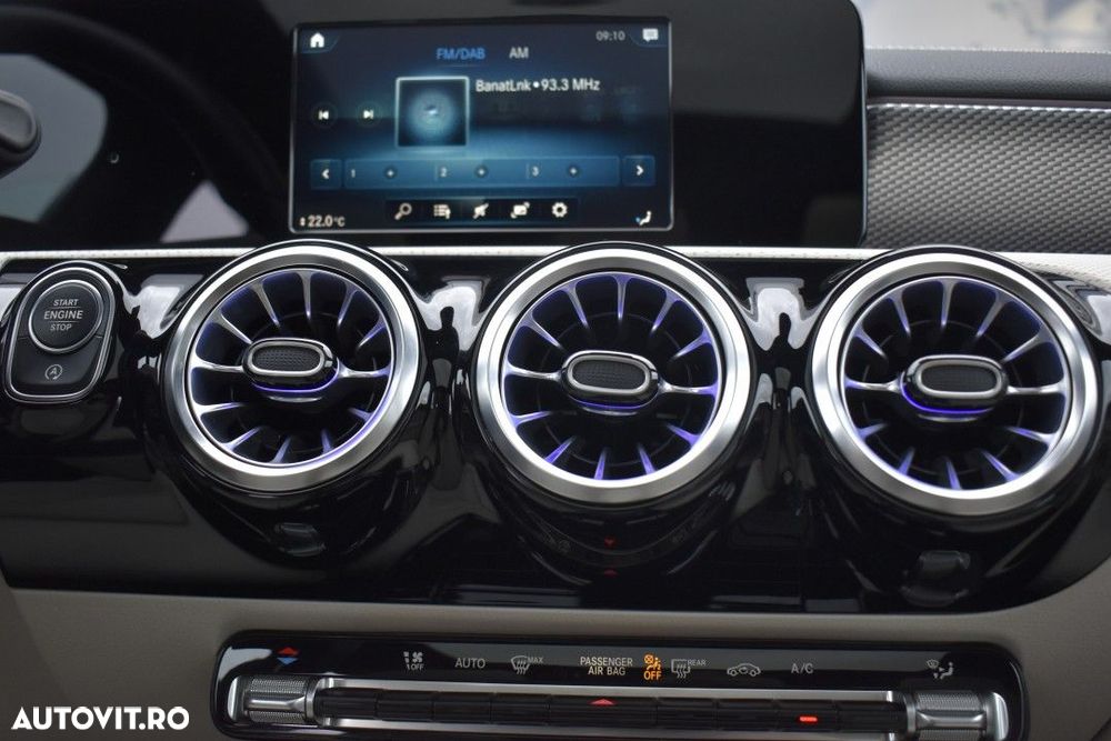 Mercedes-Benz CLA - 22