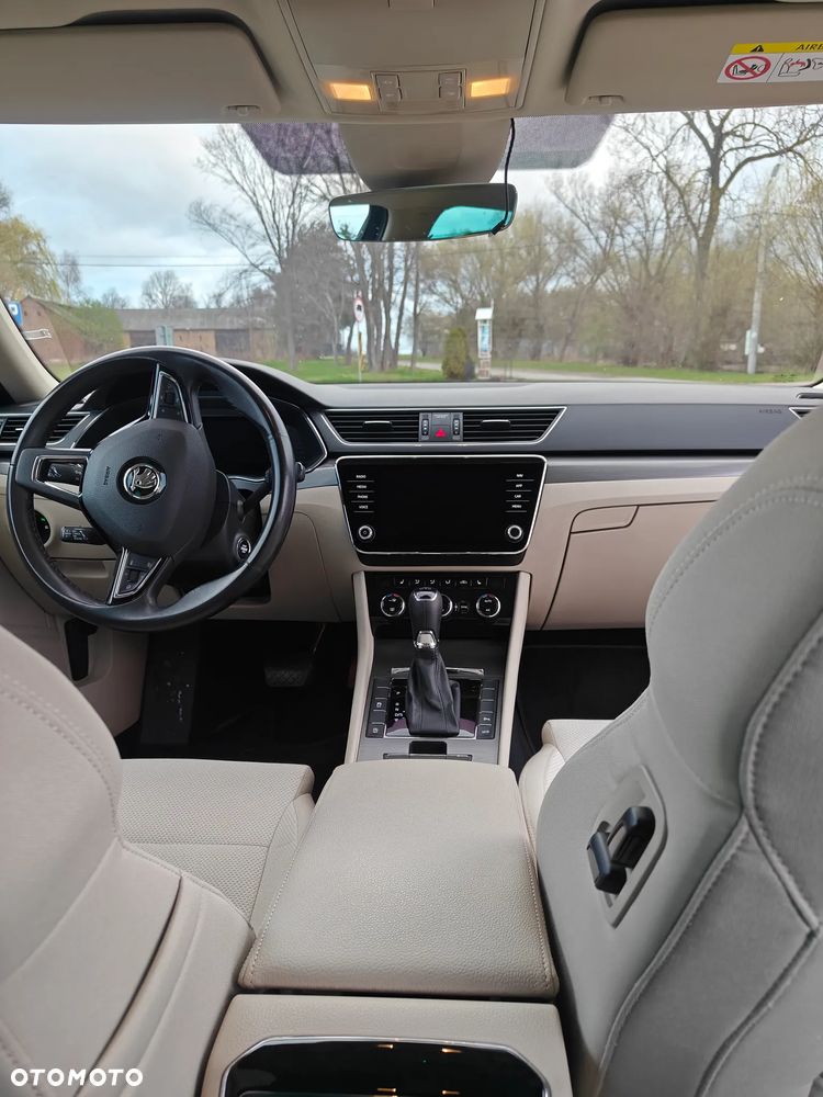 Skoda Superb 2.0 TSI Style DSG - 13