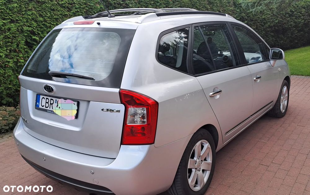 Kia Carens - 7