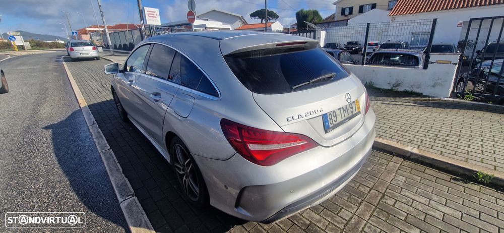 Mercedes-Benz CLA 200 d Shooting Brake AMG Line Aut. - 3