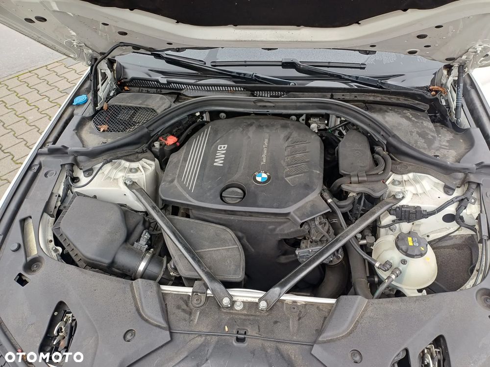 BMW Seria 5 520d - 21