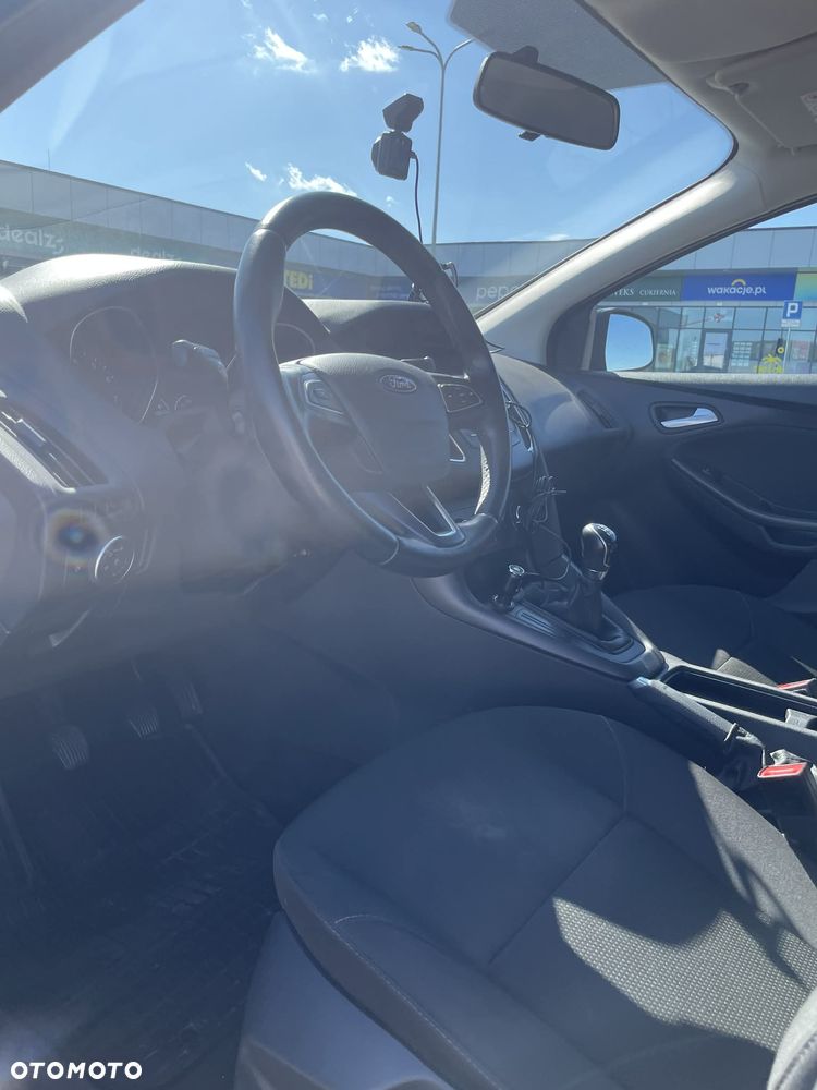 Ford Focus 1.6 Trend - 11