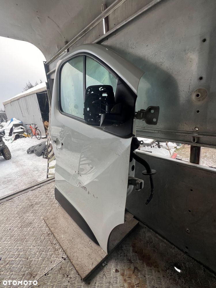 Renault Trafic III drzwi PP - 2