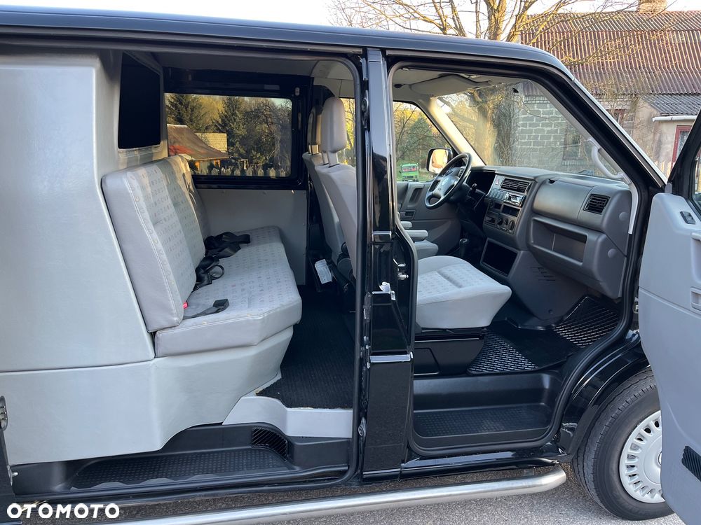 Volkswagen Transporter - 8