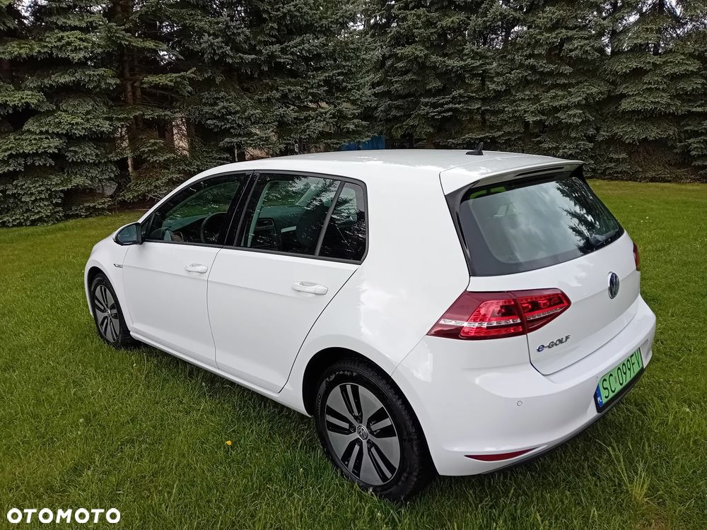 Volkswagen Golf - 15