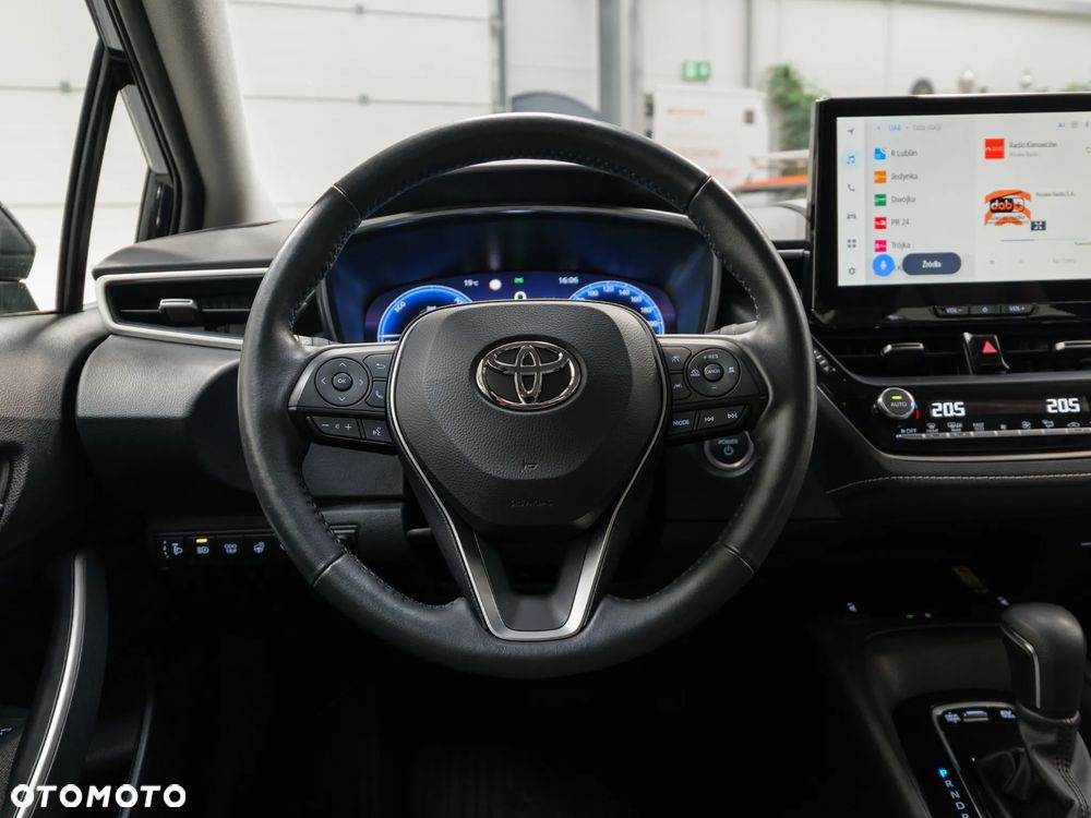 Toyota Corolla 1.8 Hybrid Comfort - 25