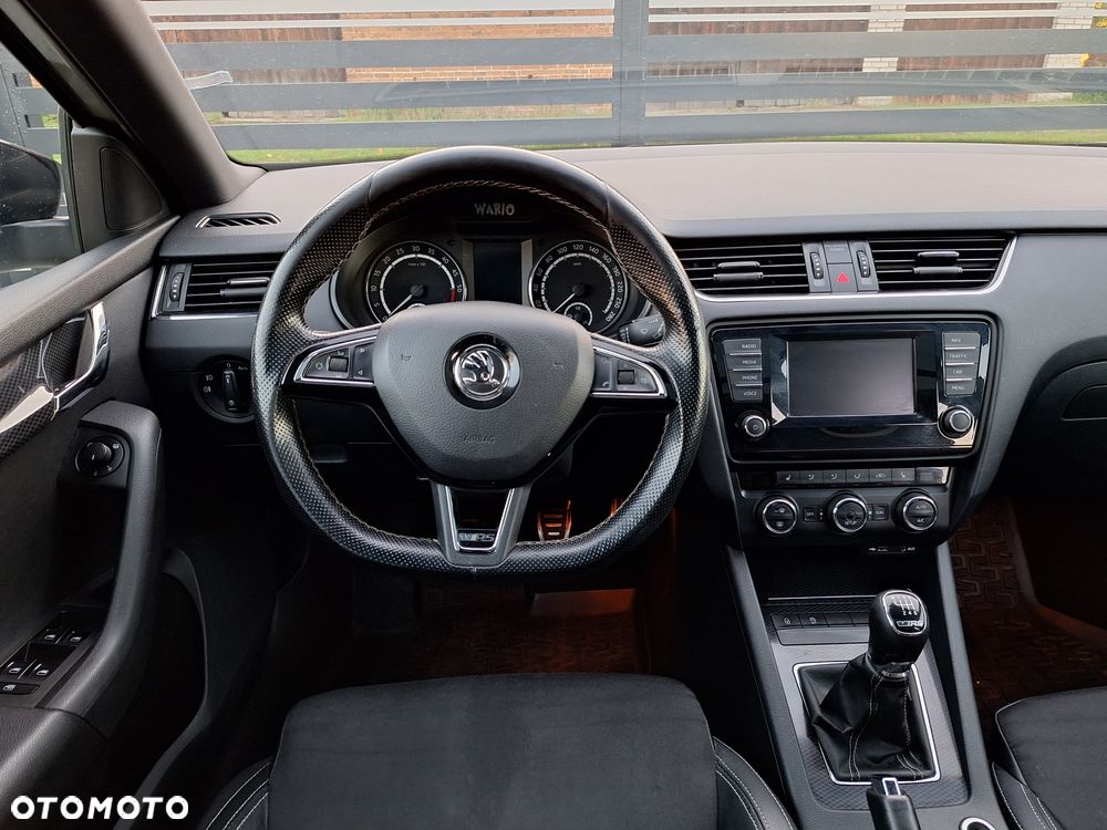 Skoda Octavia 2.0 TDI RS - 7
