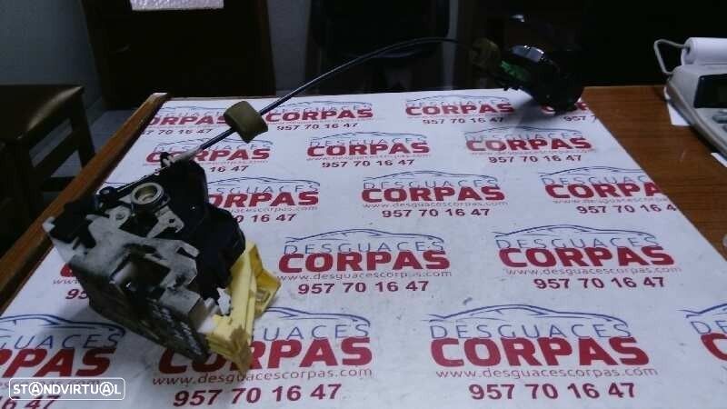 FECHADURA PORTA TRASEIRA DIREITA FORD MONDEO III 2006 -2S4AA26412EB - 4