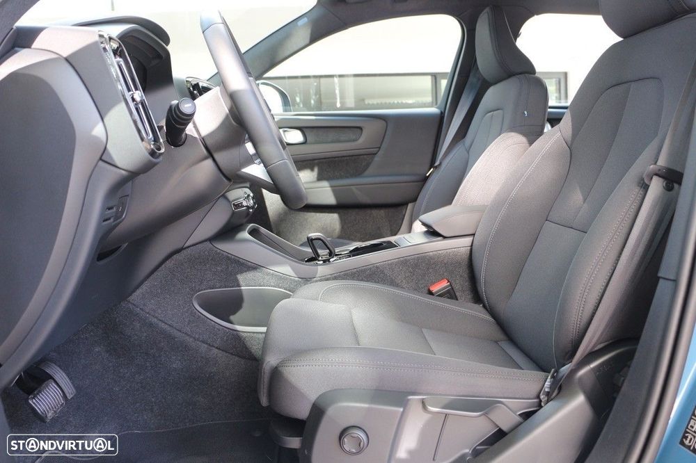 Volvo XC 40 Recharge Plus - 14