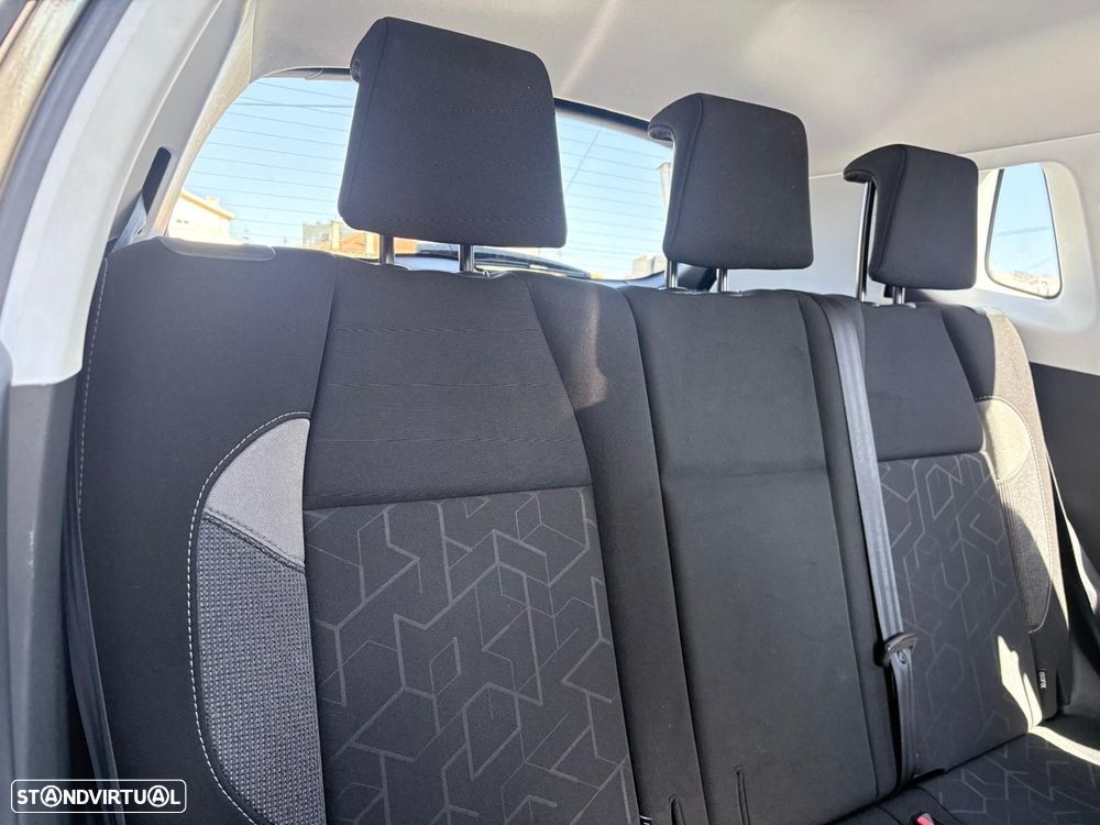 Peugeot 2008 1.2 PureTech Style - 13