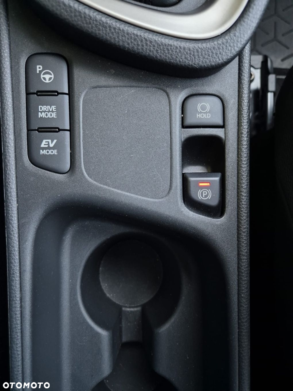 Toyota Yaris Cross Hybrid 1.5 Executive - 29