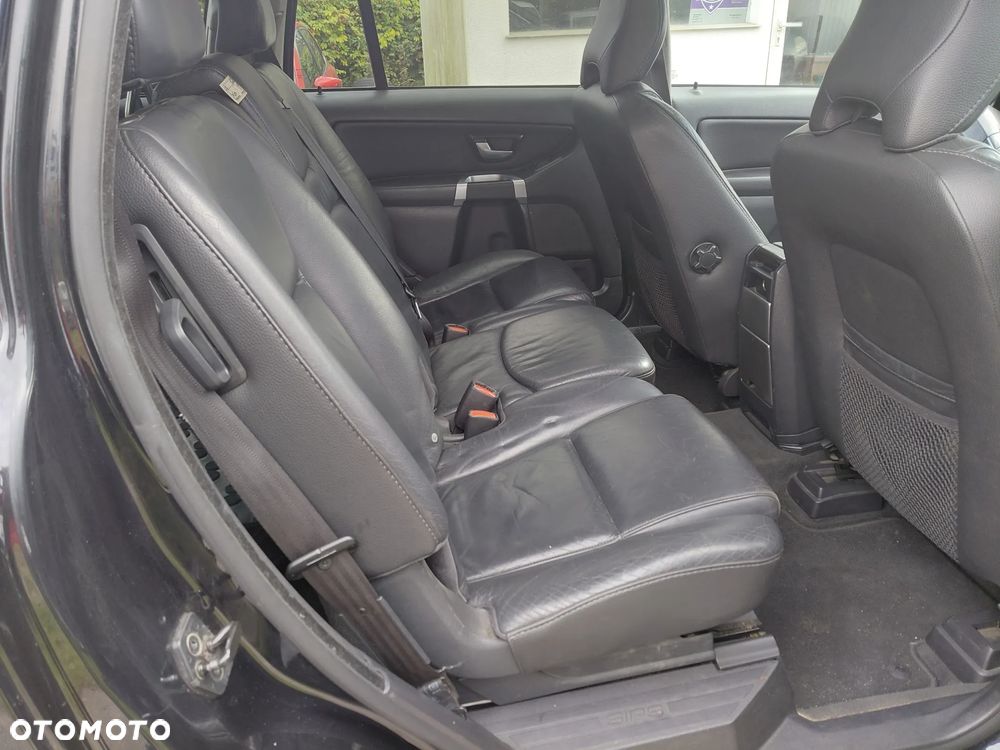 Volvo XC 90 - 22