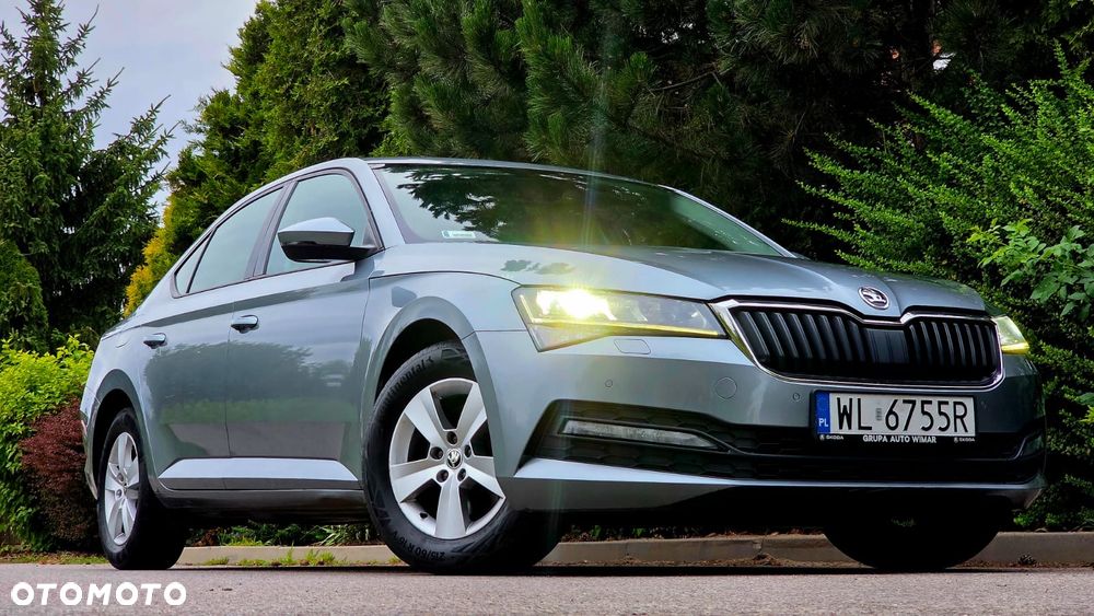 Skoda Superb 2.0 TDI SCR Ambition - 12
