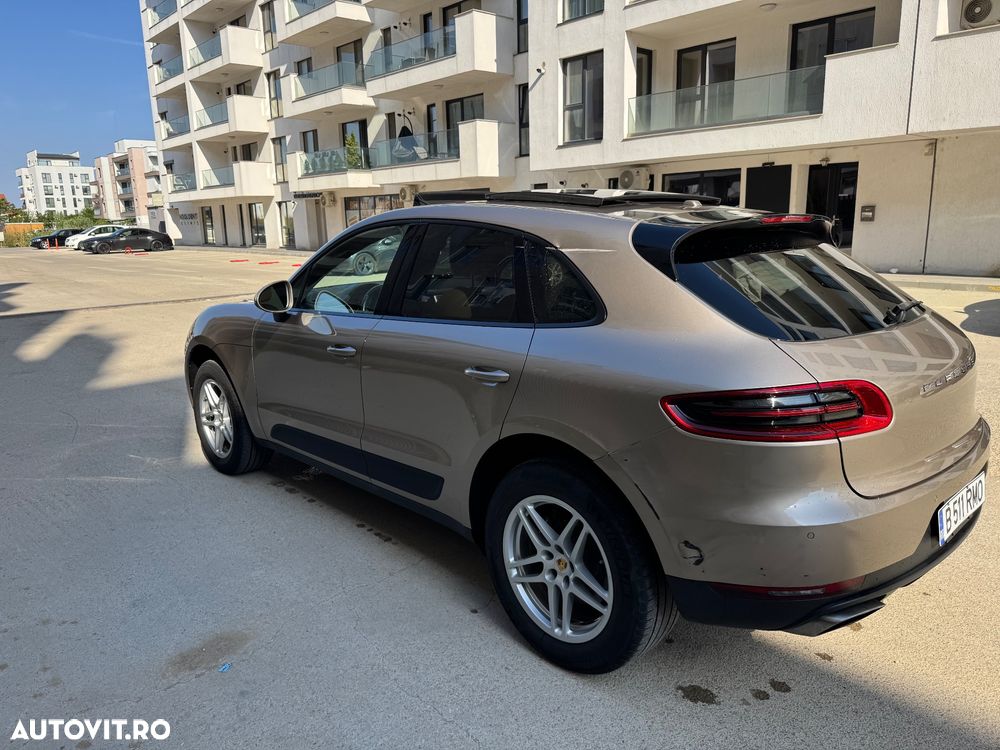 Porsche Macan - 4
